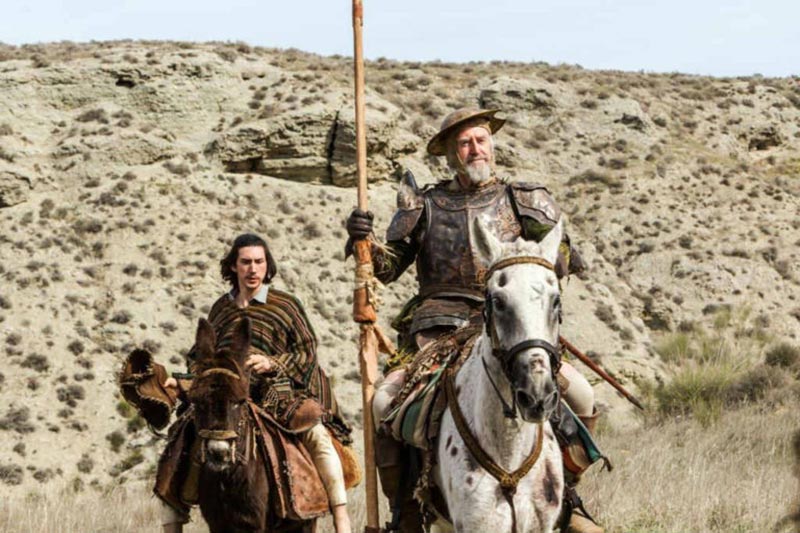Adam Driver e Jonathan Pryce in L'uomo che uccise Don Chisciotte