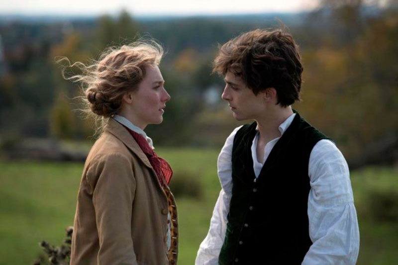 Recensione di Piccole Donne, film scritto e diretto da Greta Gerwig che adatta il più famoso romanzo di Louisa May Alcott.