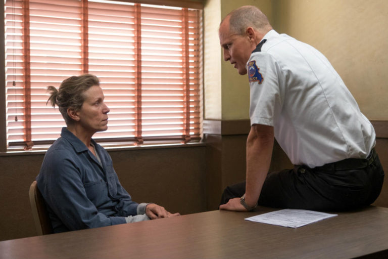 Frances McDormand e Woody Harrelson in Tre manifesti a Ebbing, Missouri